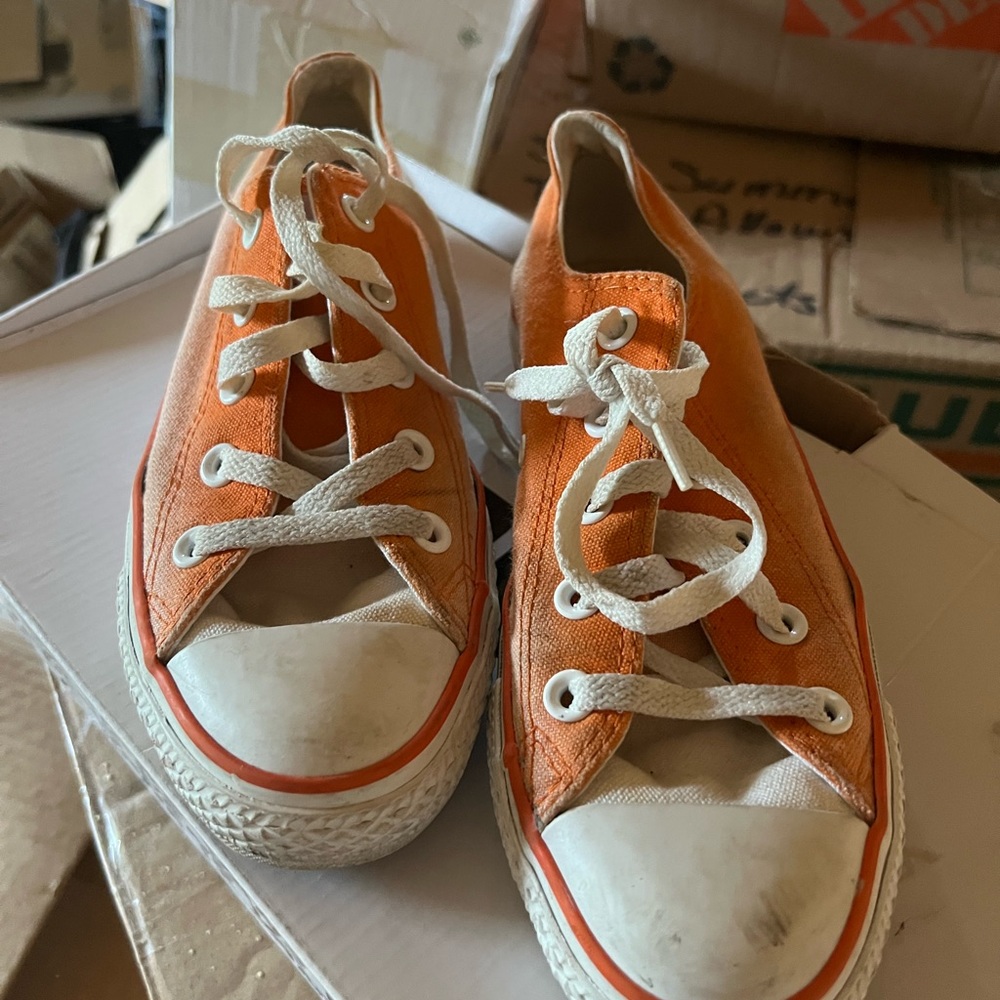 Converse